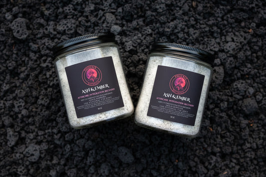 ASH + EMBER™ — VOLCANIC SOAK